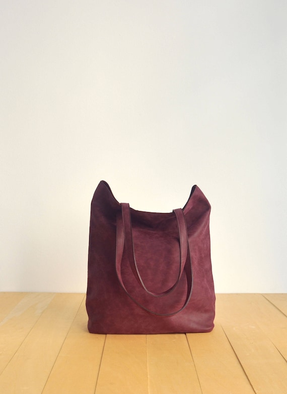 burgundy tote bag