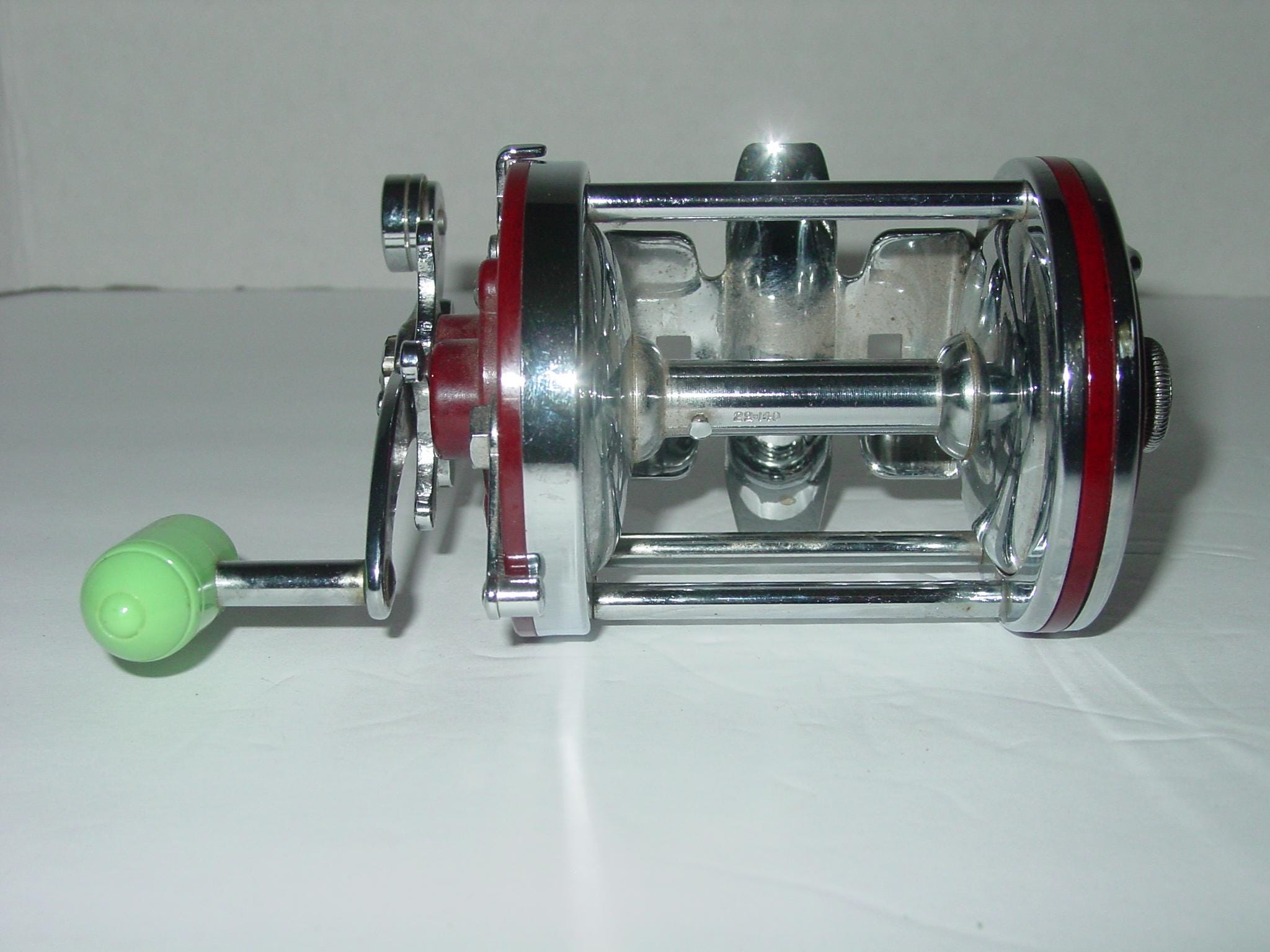 Moulinet de pêche vintage Penn Squidder n° 145 Moulinet de pêche vintage Penn Squidder n° 145
