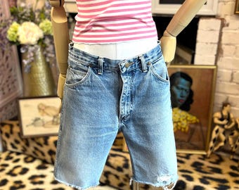 Slouchy 34'' Wrangler Jean Shorts