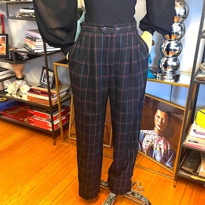 Vintage 80s Ladies High Waist Pleated trouser: black wool check pants