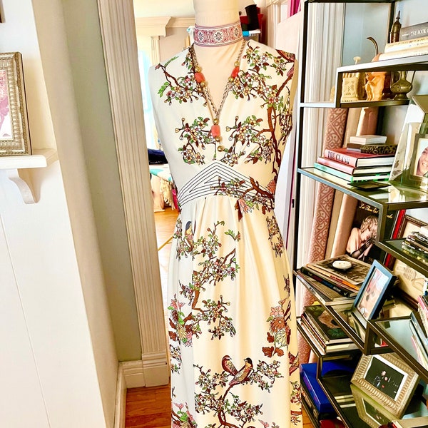 VINTAGE MAXI DRESS, floral 70s maxi dress, cherry blossom Leslie Fay , bird print maxi dress, 70s maxi dress, fab208nyc,empire waist dress