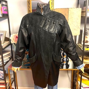 Vintage 80s Black Textured Leather Coat: Shoulder Pad Jacket image 1