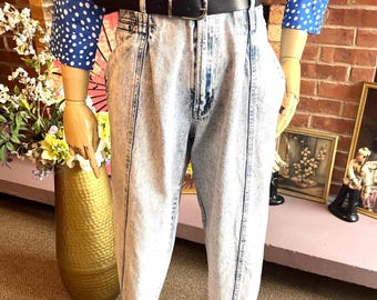 Jeans con lavaggio acido anni '80: pantaloni in denim vintage Bugle Boy, lavaggio stonewash