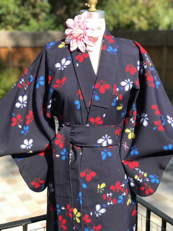 VINTAGE KIMONO/kimono/vintage kimono/classic japan