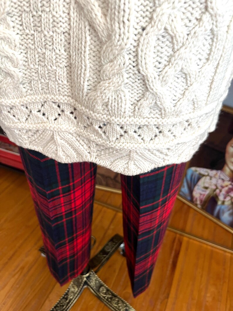Vintage Hooded Aran Cable Knit Cardigan: Irish Sweater with Pockets image 13