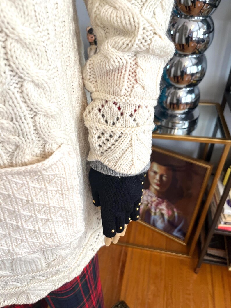 Vintage Hooded Aran Cable Knit Cardigan: Irish Sweater with Pockets image 6
