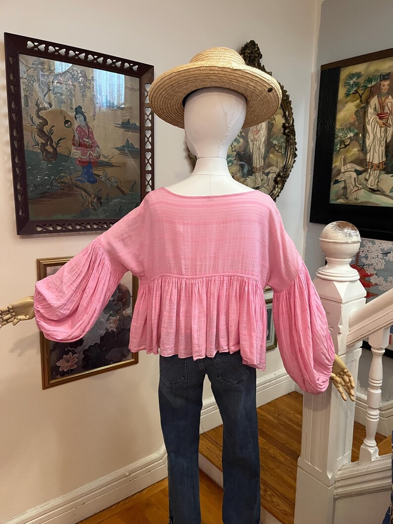 Free People Boho Blouse: Pink Cotton Peasant Top image 8