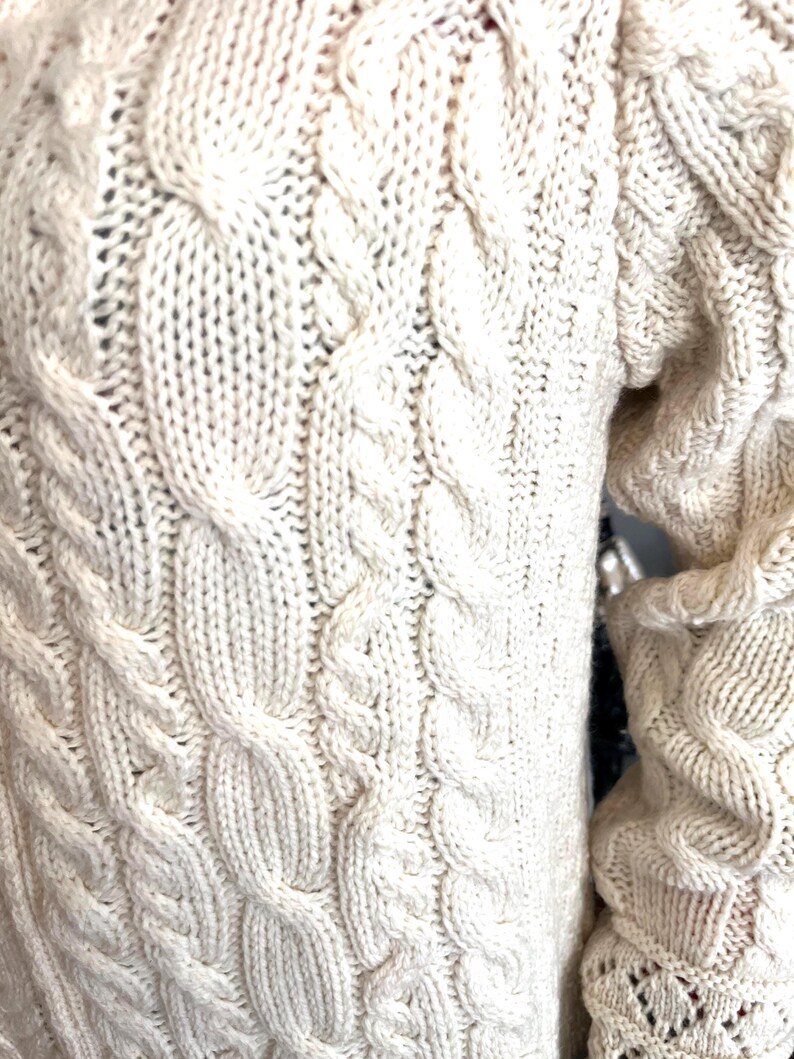 Vintage Hooded Aran Cable Knit Cardigan: Irish Sweater with Pockets image 7