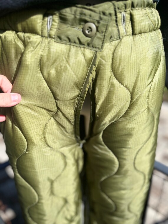 VINTAGE QUILTED ARMY pants/army pant liners/butto… - image 5