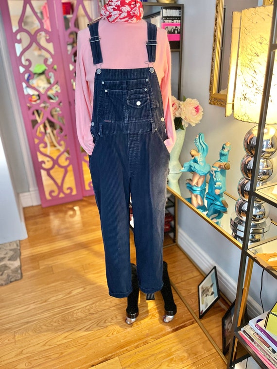 VINTAGE CORDUROY OVERALLS/ladies corduroys/navy bl