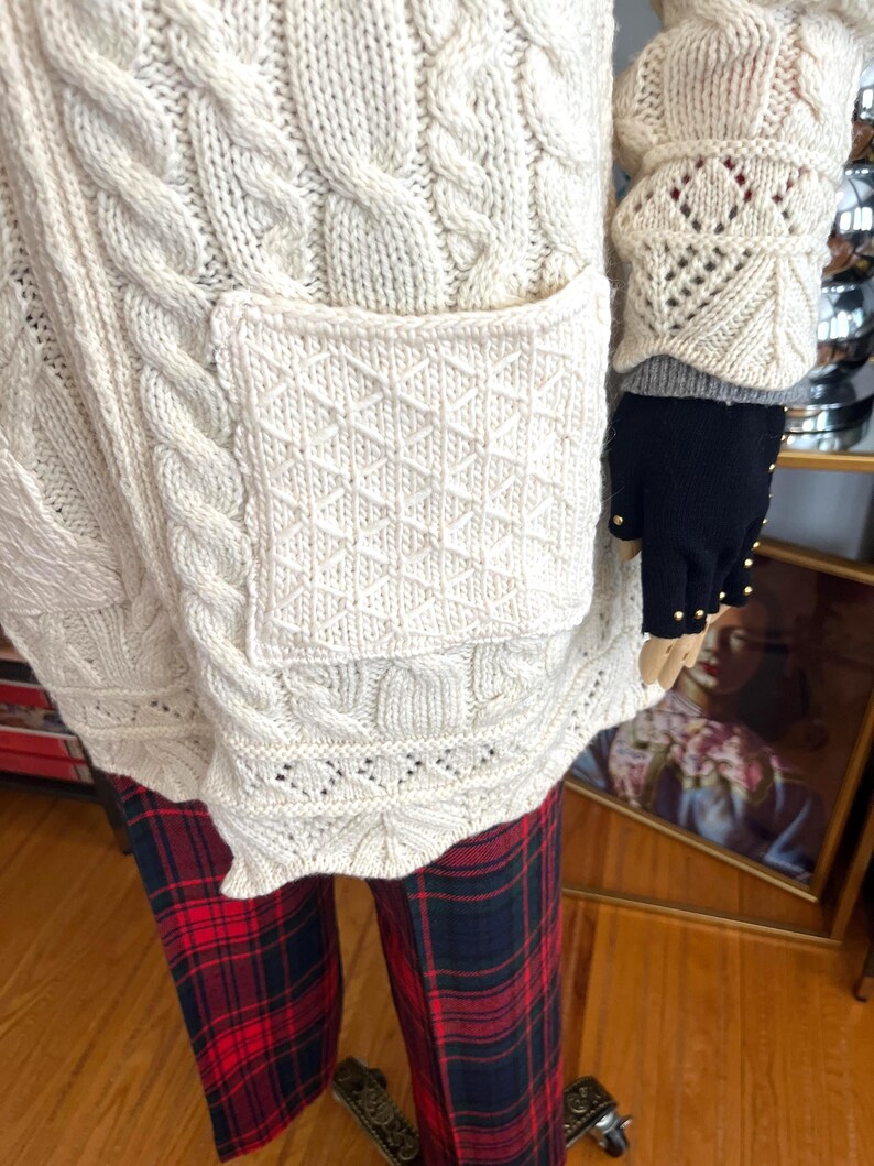 Vintage Hooded Aran Cable Knit Cardigan: Irish Sweater with Pockets image 5