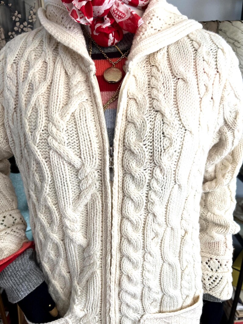 Vintage Hooded Aran Cable Knit Cardigan: Irish Sweater with Pockets image 8