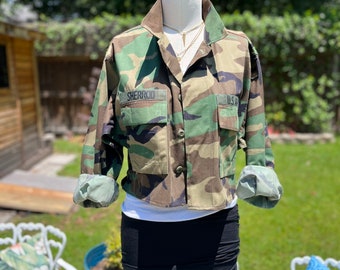 CROP CAMOUFLAGE JACKET/vintage army jacket/crop army jacket/recycled camouflage/unisex camouflage jacket/fab208nyc/fab208/short camo jacket