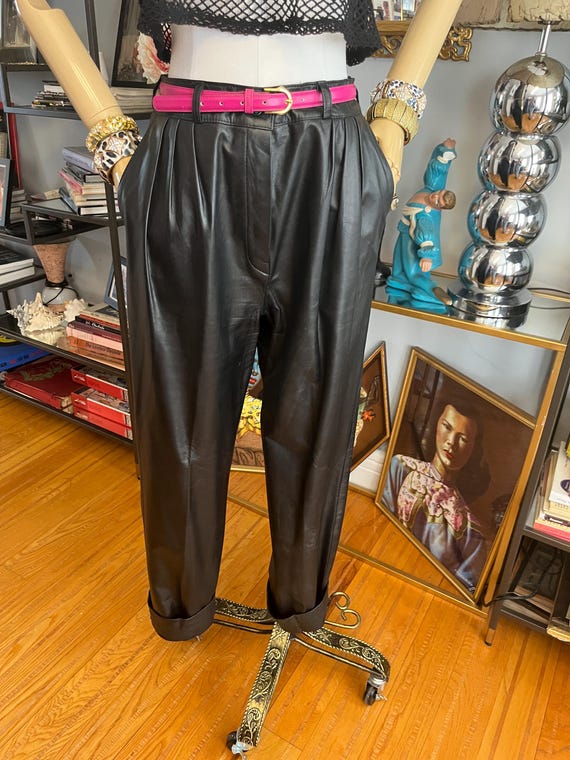 Vintage black leather trouser: high waist pleated ladies pant