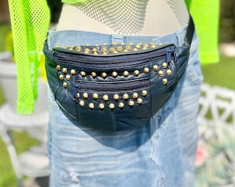 Sac banane clouté femme sale