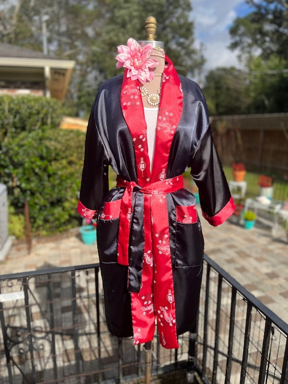 VINTAGE REVERSIBLE ROBE/red black robe/embroidered dr… Gem