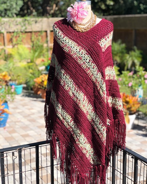 VINTAGE PONCHO CAPE/hand knit cape/burgundy cape/f
