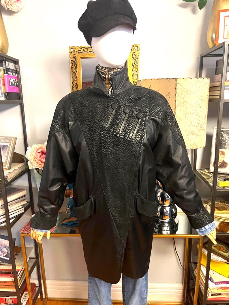Vintage 80s Black Textured Leather Coat: Shoulder Pad Jacket image 1