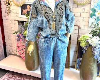 Jumpsuit van acid wash denim en tapijtstof
