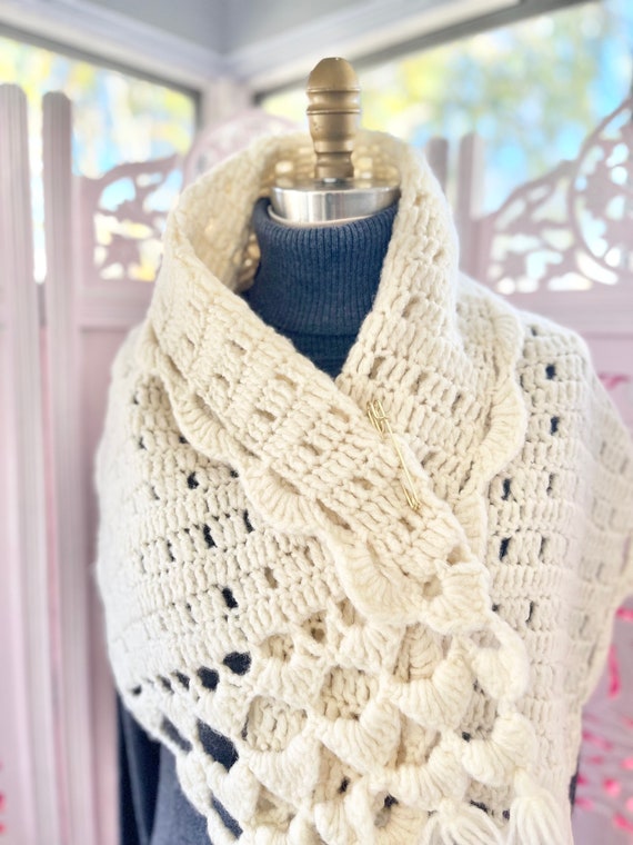 VINTAGE KNIT SHAWL/hand knit shawl/crochet shawl/… - image 3