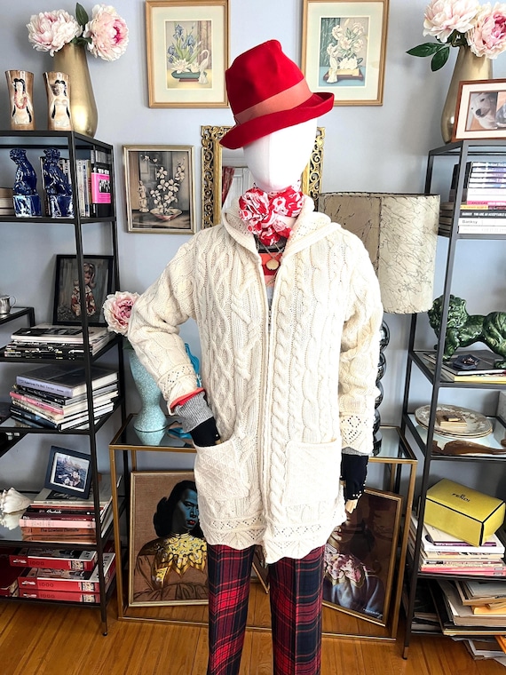 Vintage Hooded Aran Cable Knit Cardigan: Irish Sweater with Pockets