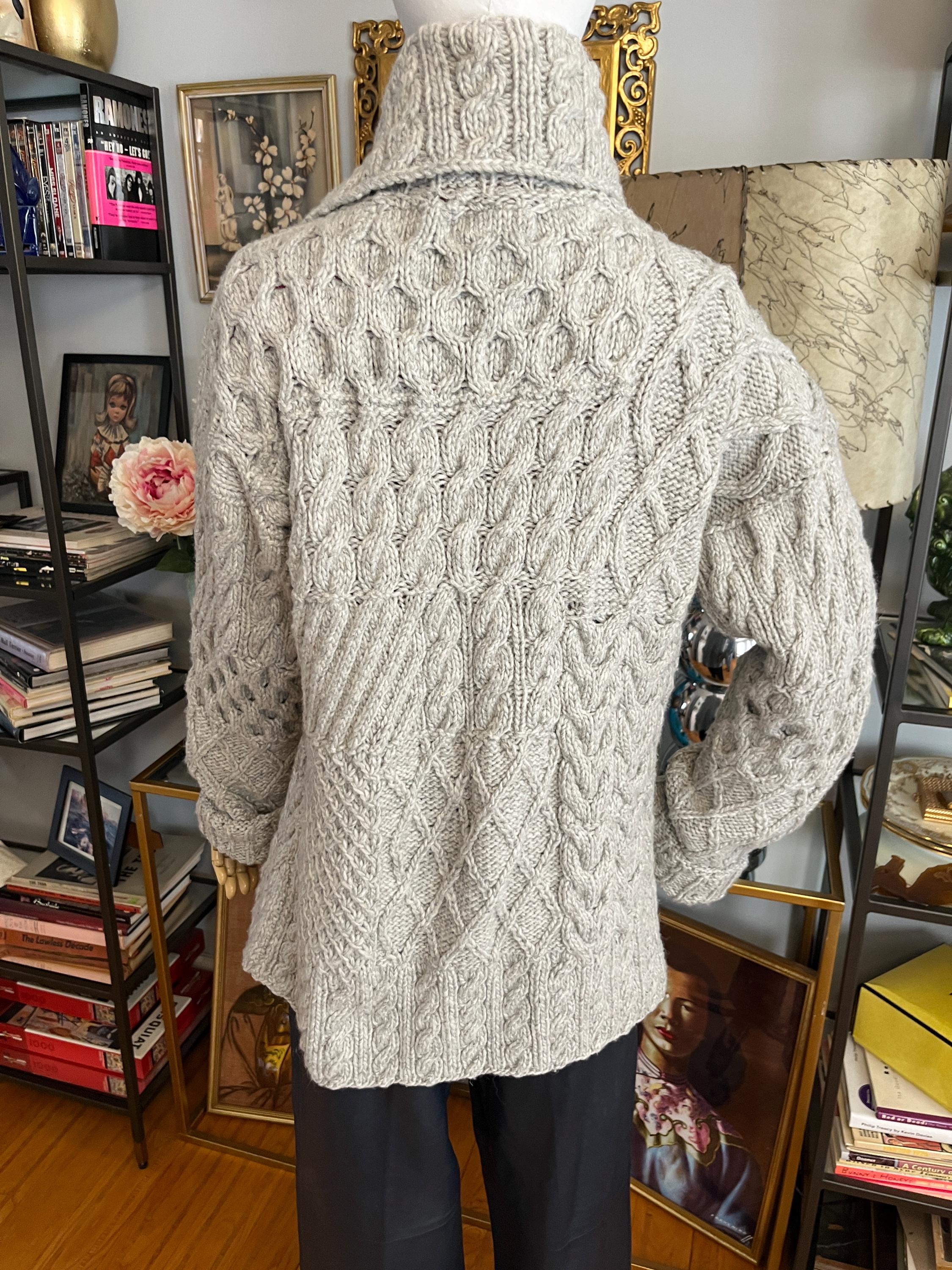 ✅Hand Knit - Cable knit wool cardigan Hand Knit Cable Sweater Jacket: Grey Wool Cardigan - Etsy Canada