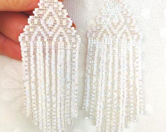 Pendientes de cuentas únicos Pendientes de cuentas de semillas Pendientes de flecos con abalorios Pendientes minimalistas Pendientes de cuentas de encaje blancos para regalo de boda para ella