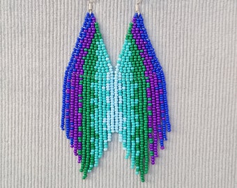 Pendientes con cuentas Pendientes largos gradiente Pendientes Seedbead Pendientes Boho Pendientes de cuentas de semillas Ombre pendientes de flecos azul esmeralda turquesa mar