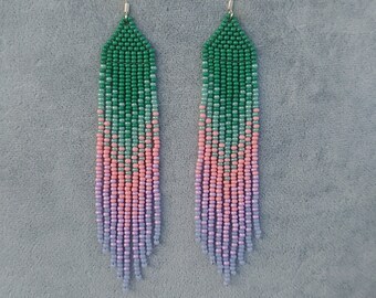 Beaded earrings Long earrings gradient Seedbead earrings chandelier Boho earring Ombre seedbead earrings emerald purple lilac fringe earring