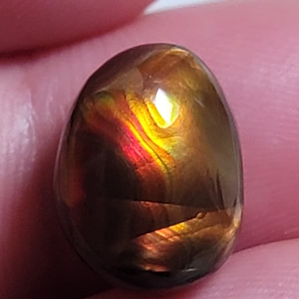 Cabujón de ágata de fuego 8.70ct.