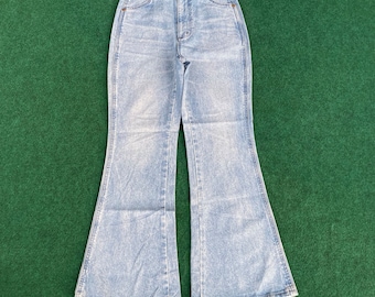 Vtg Wrangler Blue Denim Wide Flare 90s Sz 30 Women Bootcut Jeans