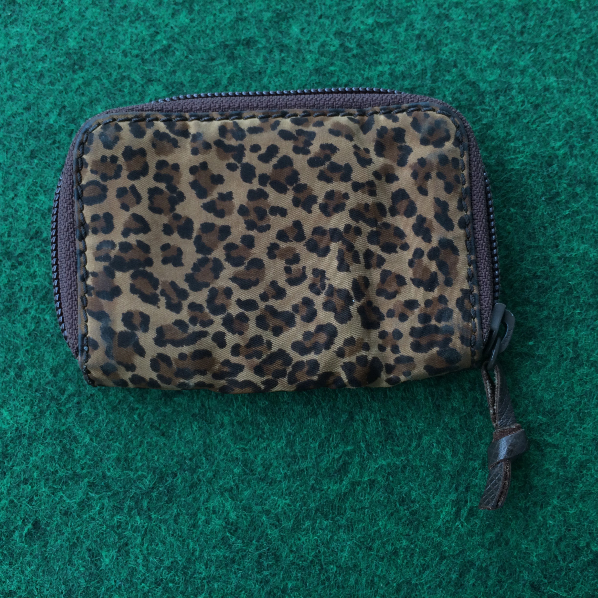 BOTTEGA VENETA Leopard Print Nylon Vintage Two-Way Tote Bag - The Purse  Ladies