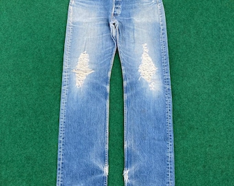 Vintage Levis 501xx Distressed Ripped Sz 35 Light Wash Grunge Style Jeans