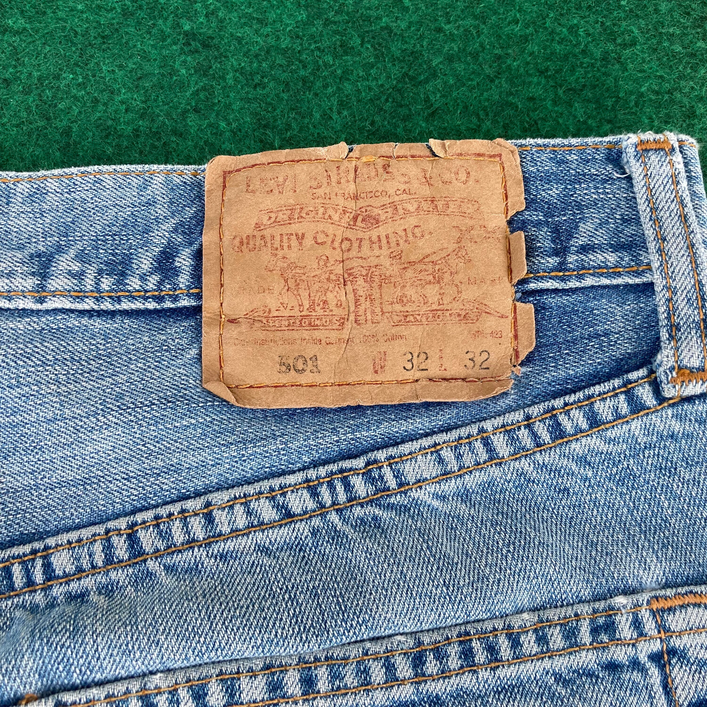 ヴィンテージ リーバイス 501 ダメージ加工 破れジーンズ サイズ 32