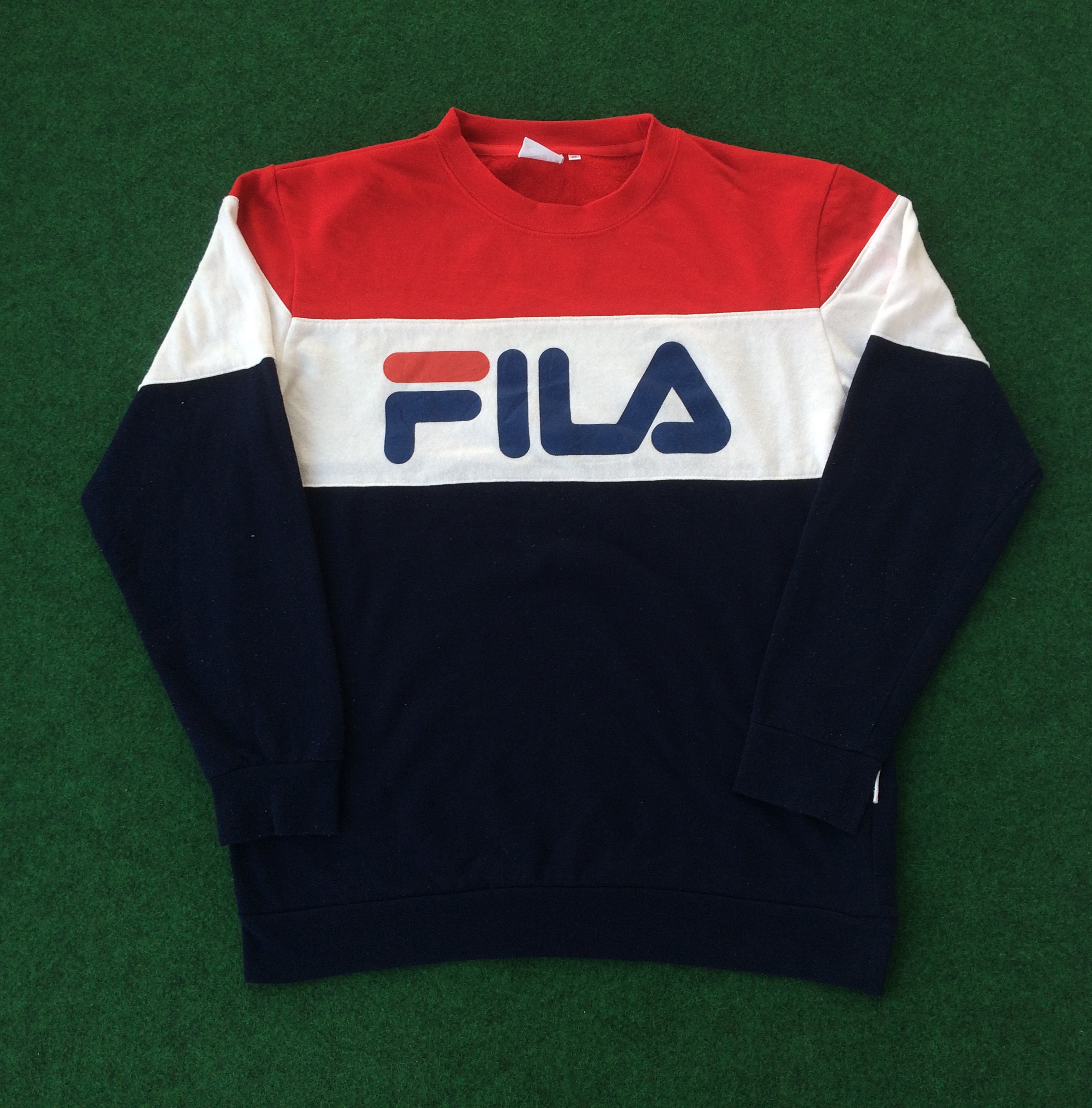 Red white and hotsell blue fila shirt