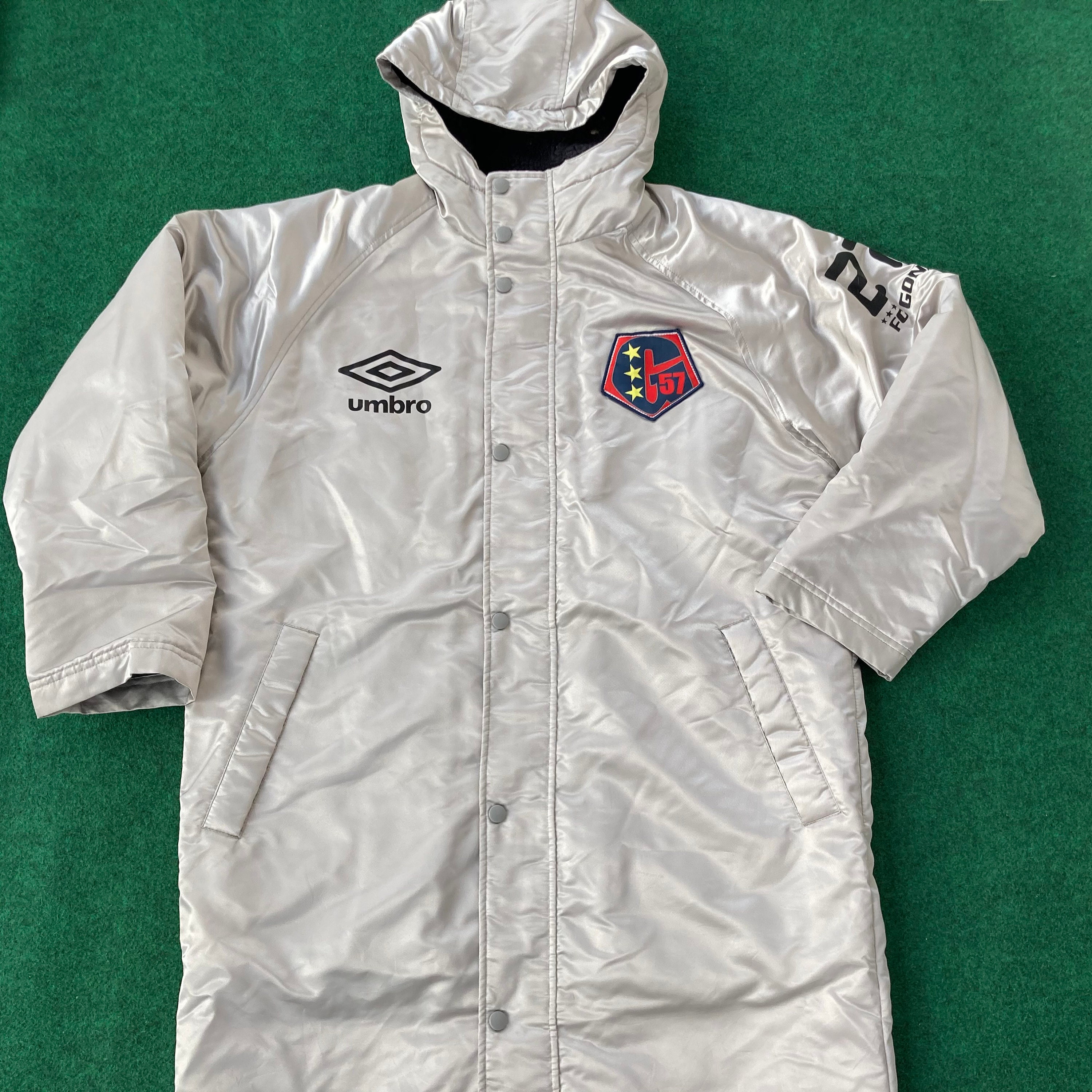umbro FC東京サイン入り 1999年モデル ジャージ Vintage Umbro Fc Gona Fussa Tokyo Japan Big Logo Jackets Zipper