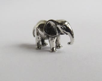 Tiny elephant figurine, silver