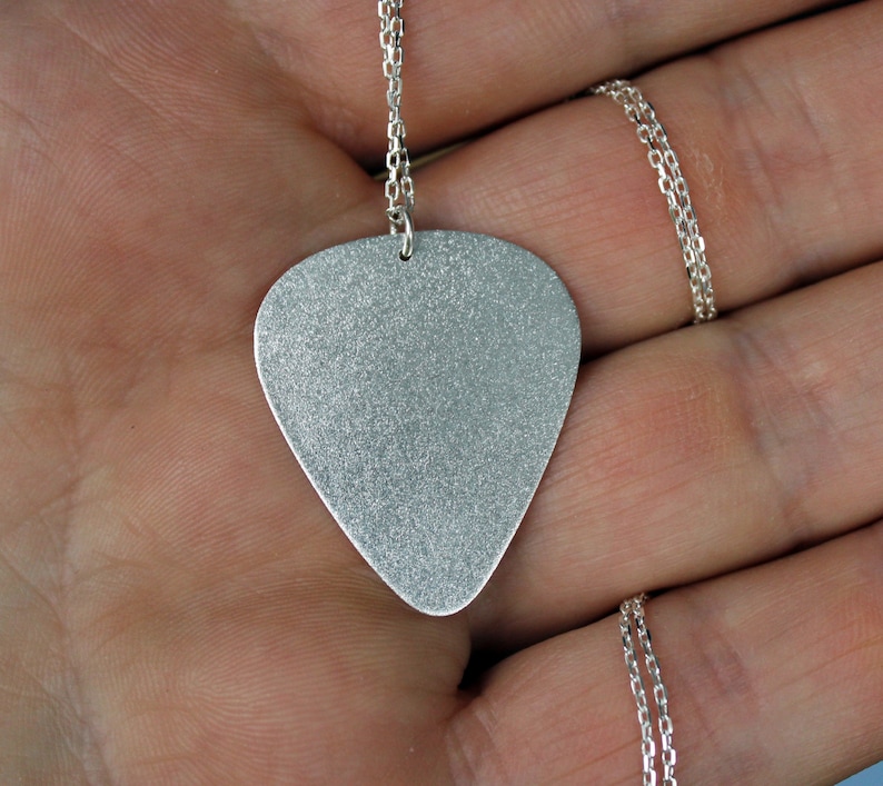 Guitar Pick Necklace-Silver 999 Guitar Pick-Custom Guitar Pick Necklace-Guitar Pick Pendant-Gift Idea-Schmuck Kette-Plektrum-Argent-Plata