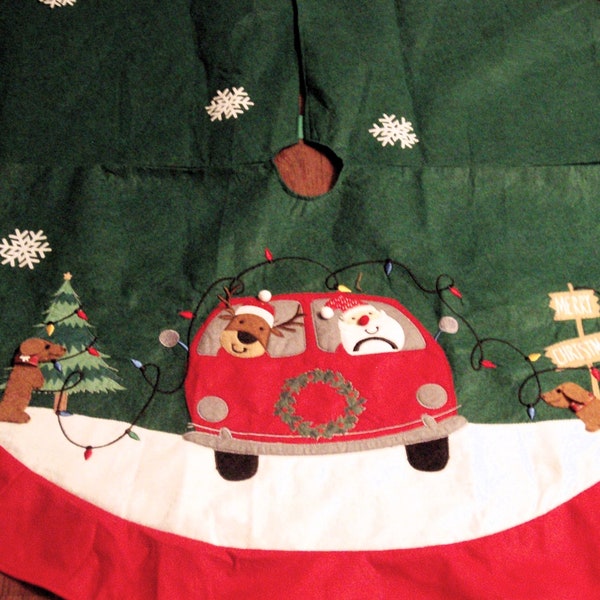 Dachshund Pair Felt Appliqued felt Reindeer Santa In Van Christmas tree Skirt