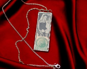 Unique en son genre récupéré vilain clochard timbre collier