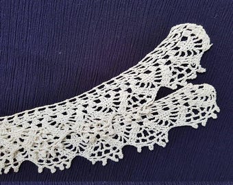 White Lace Collar, Decoration of Clothes, Handmade Crocheted Collar, Vintage Crocheted Collar, Old White Handmade Collar, Gift for Her