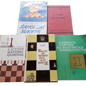 Samling av vintage schackböcker, serbiska, spanska, ukrainska, bulgariska