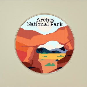 Arches Nationalpark Kreuzstichmuster. Berg- und Landschaftsmuster. Sofortiger Download. Stickdatei PDF. Einfach.