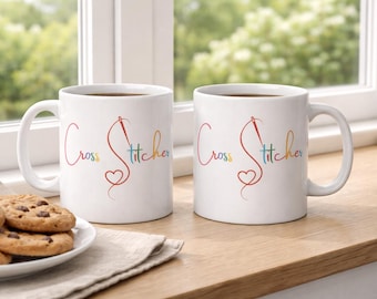 Kreuzstich Tasse - Weiße Keramik Kaffeetasse für Näherinnen - Kreuzstich Geschenk - Handarbeit / Stickereiliebhaber Tasse - doppelseitiger Druck