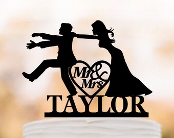 Personalized Wedding Cake topper funny,  mr and mrs  Bride and groom silhouette with custom name