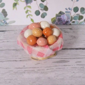 Miniature baking ingredients - eggs in a basket for the Easter bunny or for the elves - kitchen - for decoration or crafts - dollhouse
