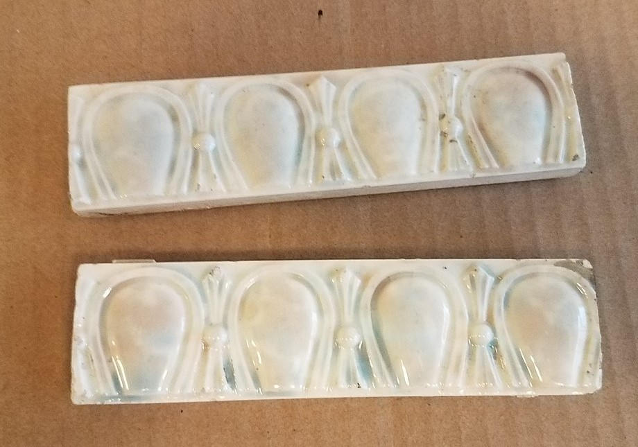 2 Antique Fireplace Tiles Iridescent Egg And Dart Horseshoe - Antique Fireplace Tiles Australia 2 Antique Fireplace Tiles Iridescent Egg And Dart Horseshoe - Antique Fireplace Tiles Australia