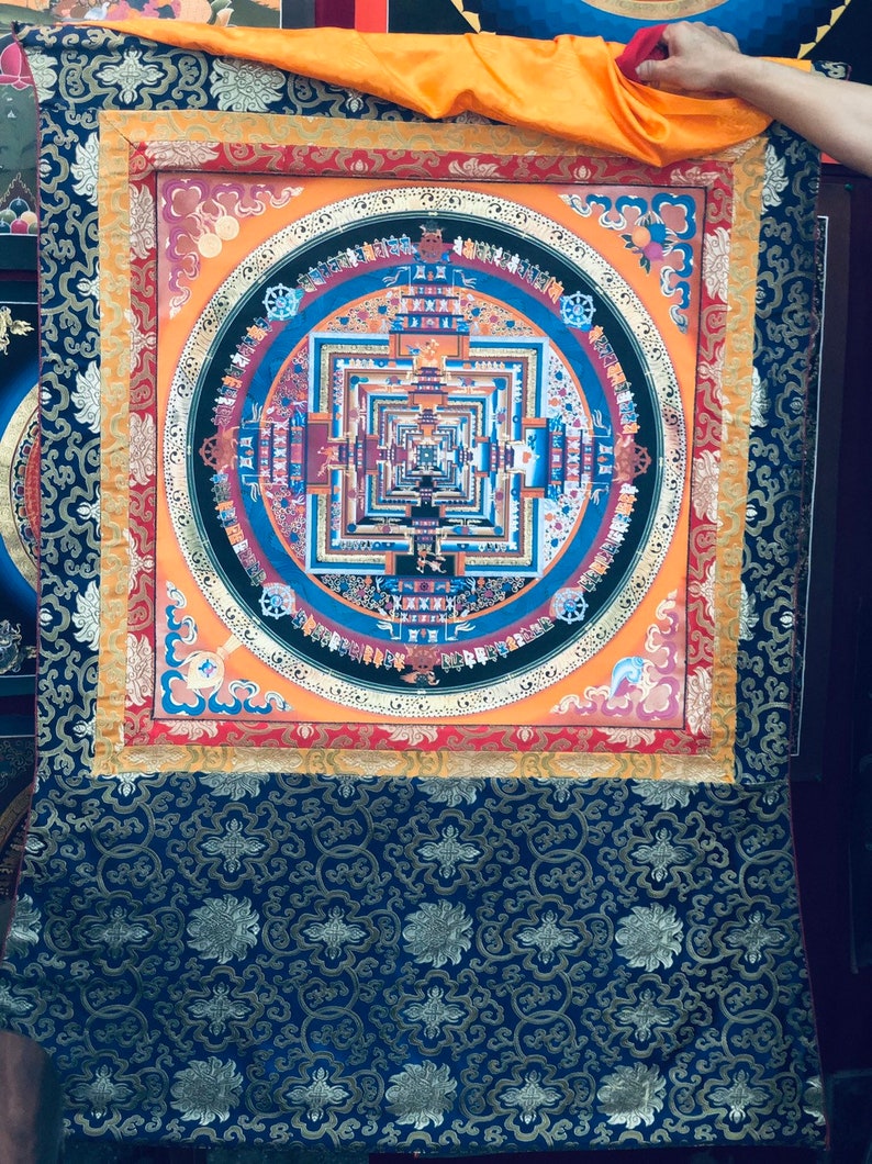 Wunderschönes Hochwertiges Kalachakra Mandala Thanka Tibetisch Handbemalt in Nepal Bild 3