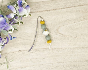 Accesorio de libro, regalo de lector de libros, marcador con cuentas, marcador de gancho, marcador hecho a mano, regalo de libro, marcador bastante personalizado