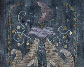 PDF pattern download – “Sing to the Moon”